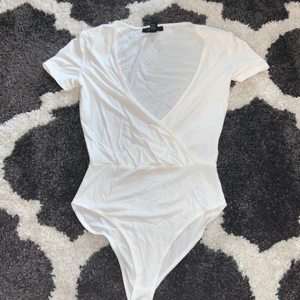 Forever 21 size small white low cut bodysuit
